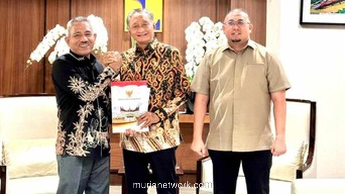 Andre Rosiade Fasilitasi Bupati 50 Kota Perjuangkan Inpres Jalan Daerah ke Menteri PU