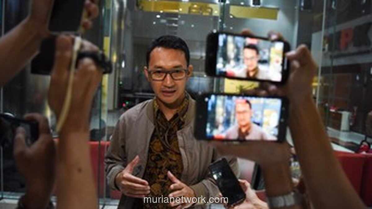 KPK Geledah Kantor Gubernur Riau, Bukan Mobil Dinas: Ini Fakta Kasus Pemerasan Jatah Preman