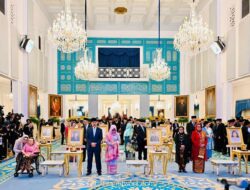 10 Pahlawan Nasional Baru Resmi Prabowo: Gus Dur, Soeharto, Marsinah & Daftar Lengkap