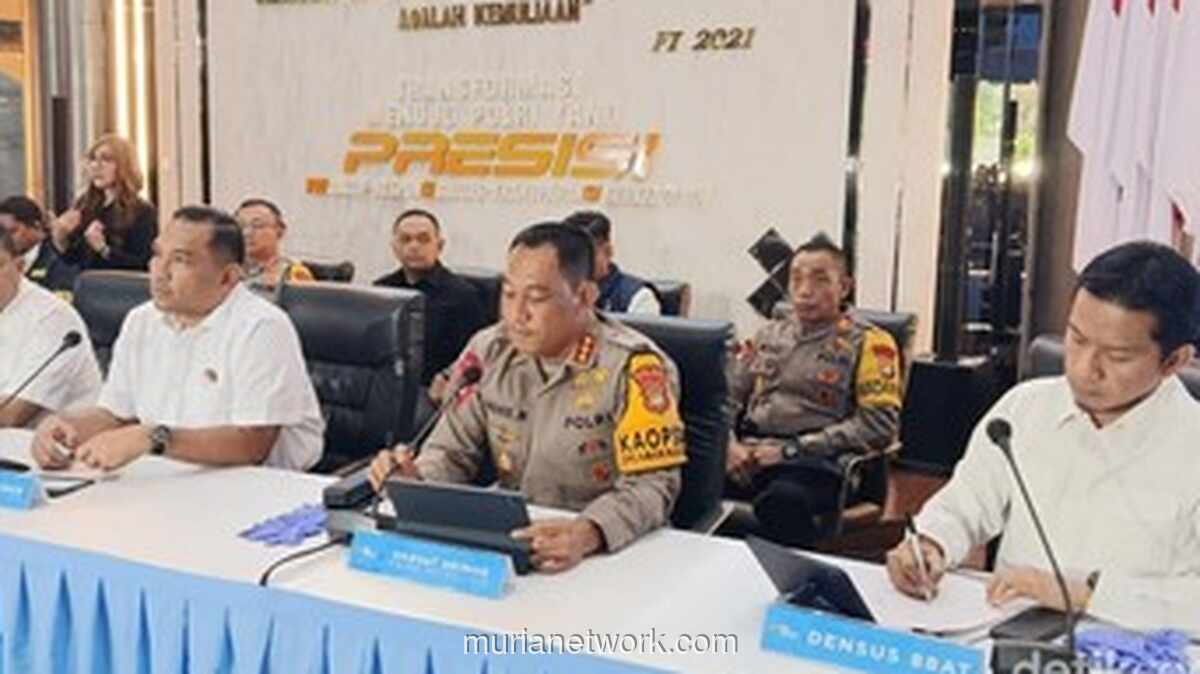 Ledakan Bom di Masjid SMAN 72 Kelapa Gading: Polisi Temukan Dua Kawah dan Barang Bukti