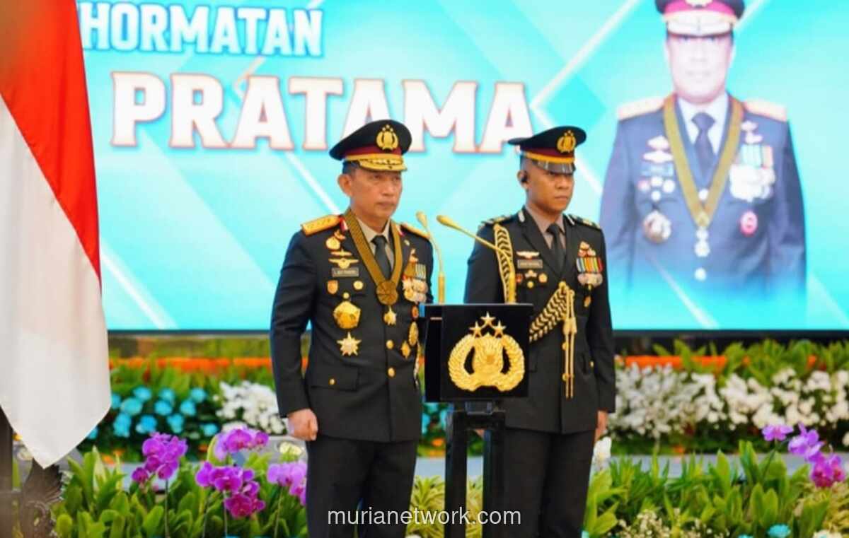 Kapolri Listyo Sigit Beri Bintang Bhayangkara Pratama ke Komjen Ramdani, Komjen Yuda, dan 9 Pejabat Lain