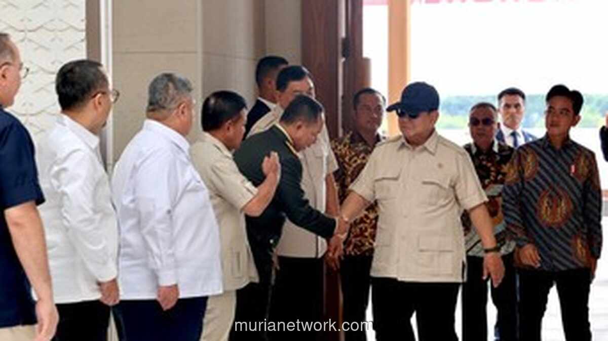 Presiden Prabowo Tertibkan Anggaran, Rapat Dadak di Halim Tunda Penerbangan ke Australia