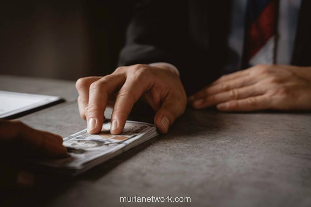 Suap Dirut Inhutani V: Kronologi Lengkap & Nilai Rp 2,5 Miliar