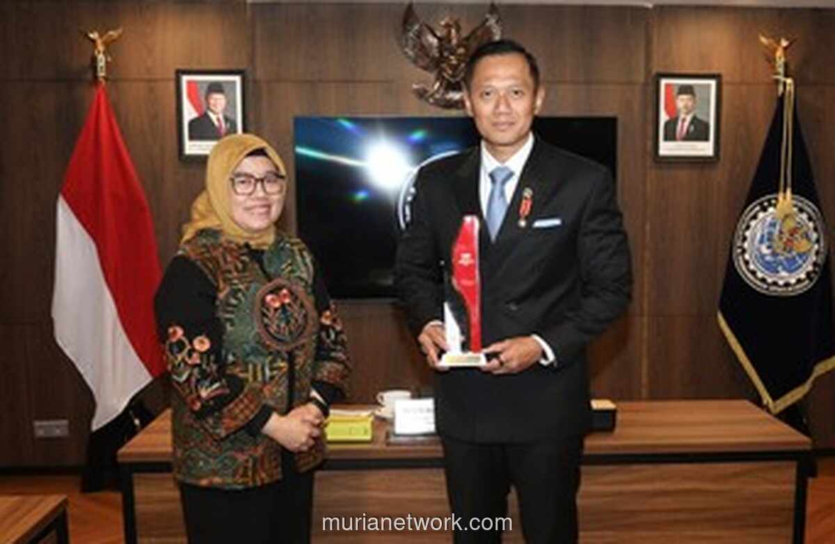 AHY Terima Leadership Award dari CNN Indonesia, Bukti Komitmen Bangun Infrastruktur