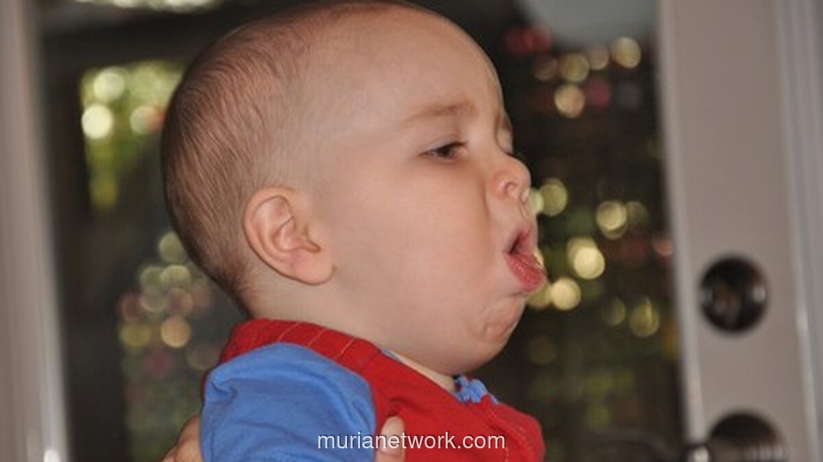 Waspada! Cara Membedakan Batuk Biasa dan Gejala Pneumonia pada Anak