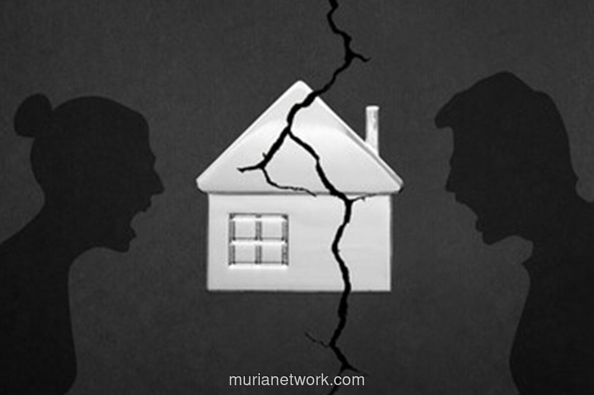 Peran Suami Sebagai Pemimpin Keluarga Menurut Islam: Tanggung Jawab, Dosa Dayyuts & Solusi