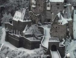 Istana Eltz Jerman: Kastil 870 Tahun yang Dihuni 33 Generasi Keluarga