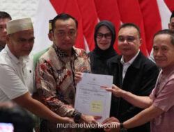 Presiden Prabowo Tandatangani Rehabilitasi untuk 2 Guru Luwu Utara: Pemulihan Nama Baik