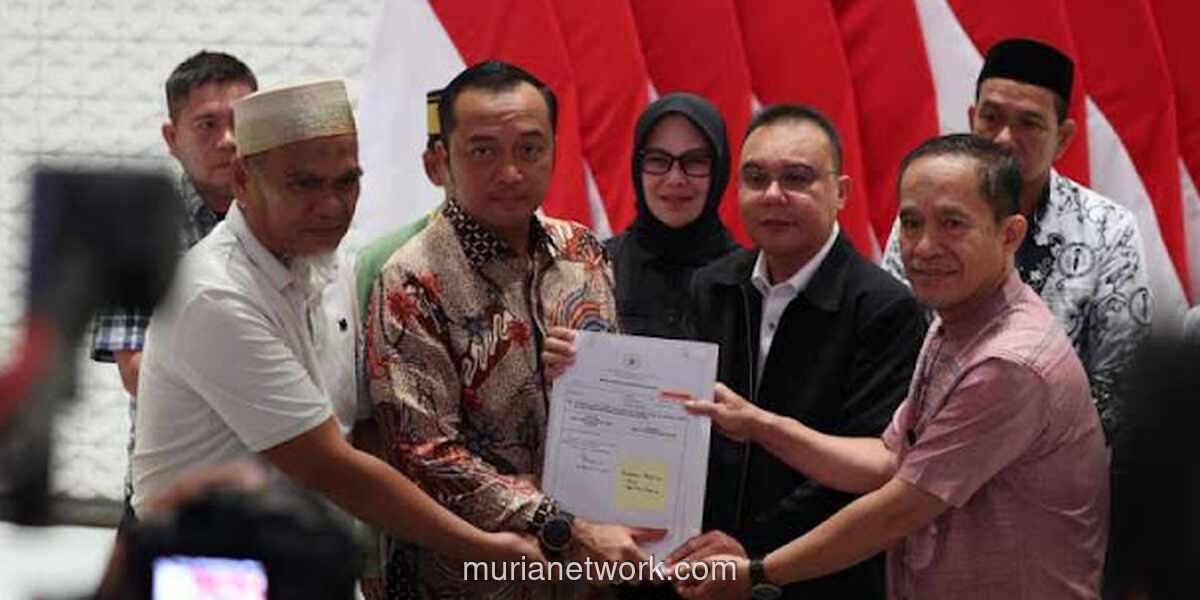 Presiden Prabowo Tandatangani Rehabilitasi untuk 2 Guru Luwu Utara: Pemulihan Nama Baik