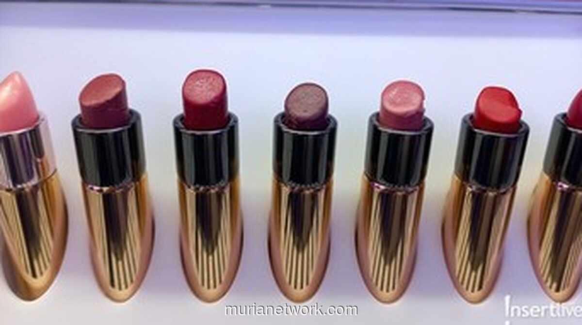 7 Tips Memilih Lipstik untuk Bibir Kering & Pecah-Pecah (Aman!)