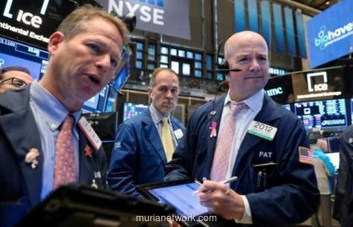 Wall Street Menguat: Trump Akhiri Shutdown Pemerintah AS, Dow Jones Naik