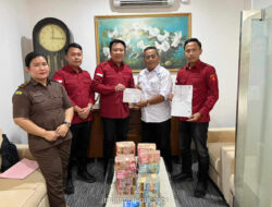 Kejari Bandar Lampung Setor Rp1,8 Miliar ke Kas Negara dari Korupsi Proyek Jalan Ir Sutami