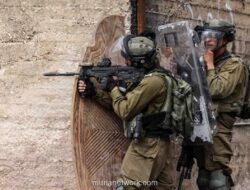 Dua Warga Palestina Tewas Ditembak dan Masjid Dibakar di Tepi Barat, Ini Faktanya