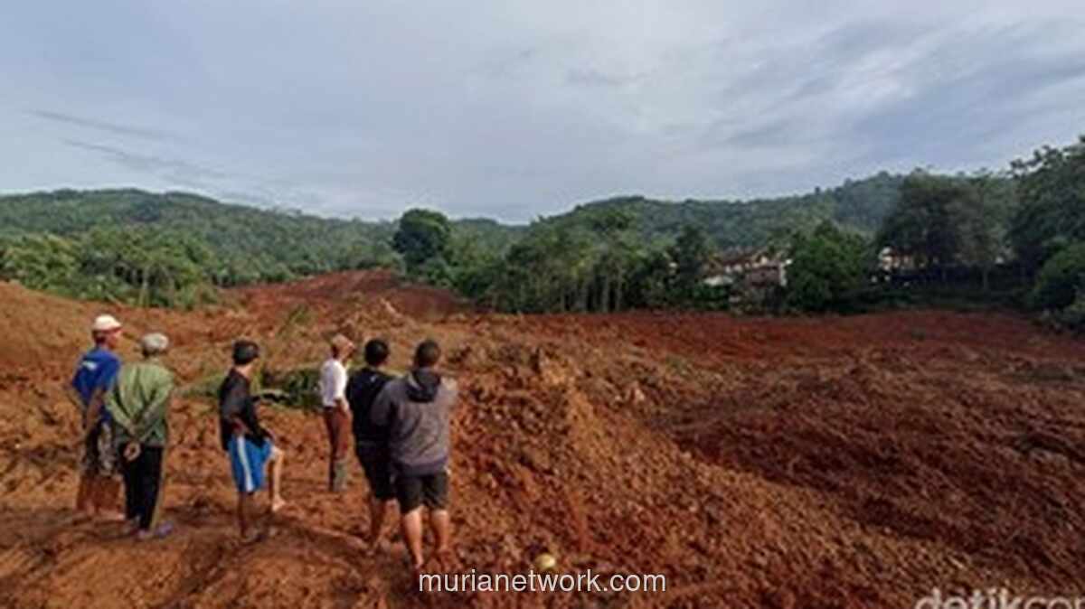 Longsor di Cilacap Tewaskan 2 Orang, 21 Warga Masih Dicari Tim SAR