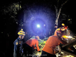 Tanah Longsor Cilacap: 2 Meninggal, 21 Orang Masih Dicari, Ini Update Terkini