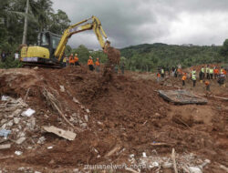 Update Pencarian Korban Longsor Cilacap: 667 Personel dan 9 Anjing Pelacak Diterjunkan