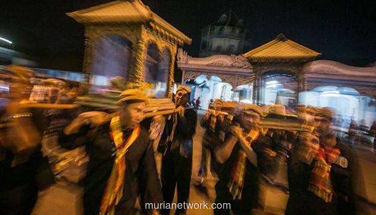 Jadwal & Rute Kirab Penobatan SISKS Pakubuwono XIV: Prosesi Lengkap Raja Baru Keraton Solo