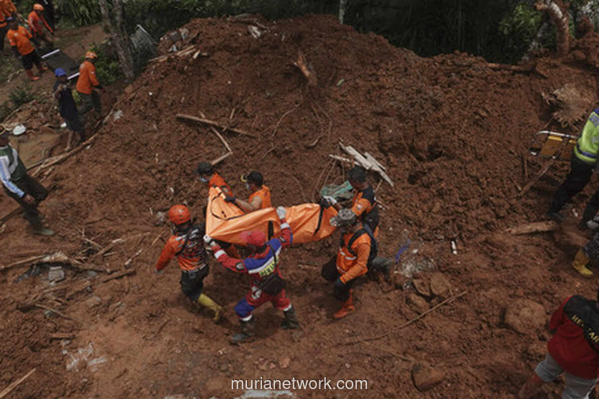 Korban Tewas Tanah Longsor Cilacap Bertambah: 8 Orang Berhasil Dievakuasi, 12 Masih Hilang