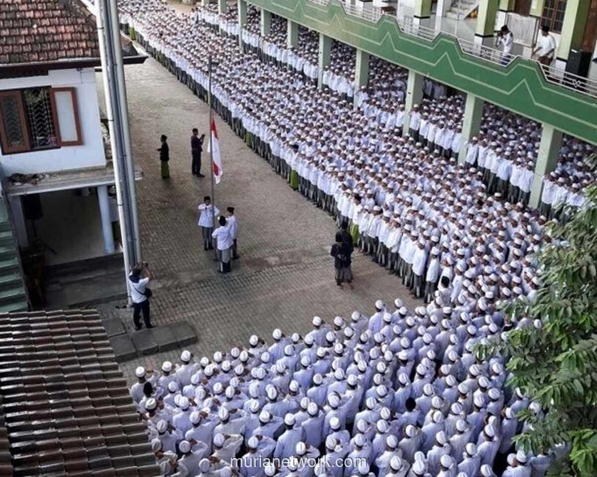 Pesantren Lirboyo: Biangnya Ulama & Karya Keislaman Indonesia