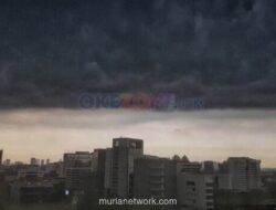 Waspada Bibit Siklon Tropis 97S & 98S, BMKG Imbau Waspada Cuaca Ekstrem