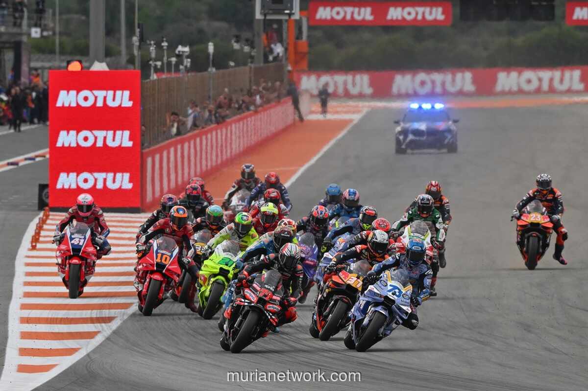 Jadwal & Prediksi Race MotoGP Valencia 2025: Alex Marquez vs Marco Bezzecchi