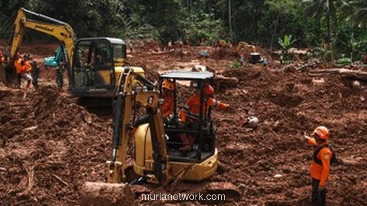 Korban Longsor Cilacap Ditemukan, 11 Orang Masih Hilang di Desa Cibeunying
