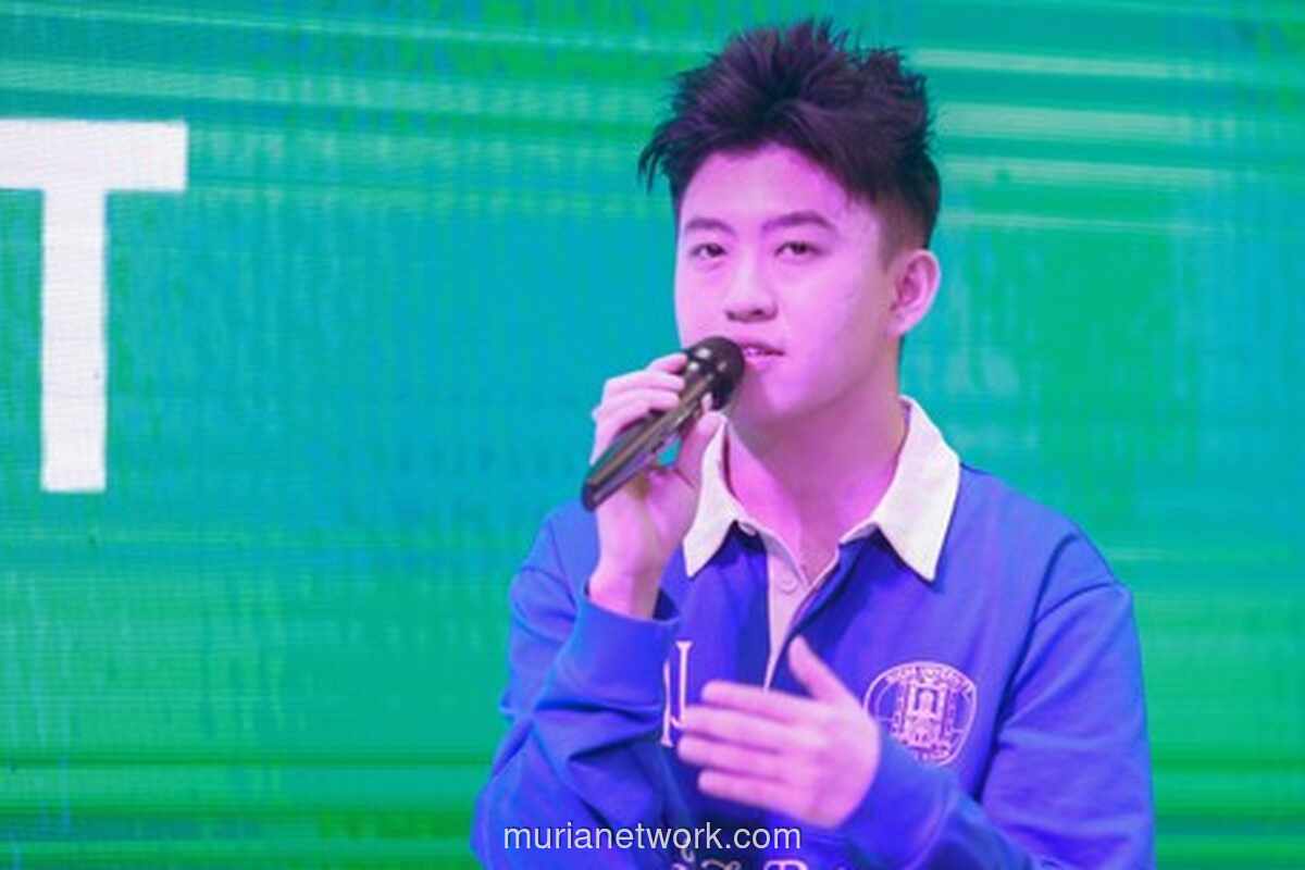 Weird Genius Dukung Konser Rich Brian di Jakarta 2025, Bagian Tur Dunia