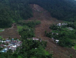 Korban Tewas & 27 Warga Tertimbun Longsor Banjarnegara: Update Terbaru