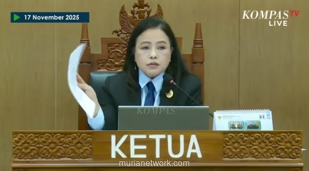 Sidang KIP Desak UGM Lengkapi Berkas Ijazah, Dokumen Tak Tandatangani Dipertanyakan