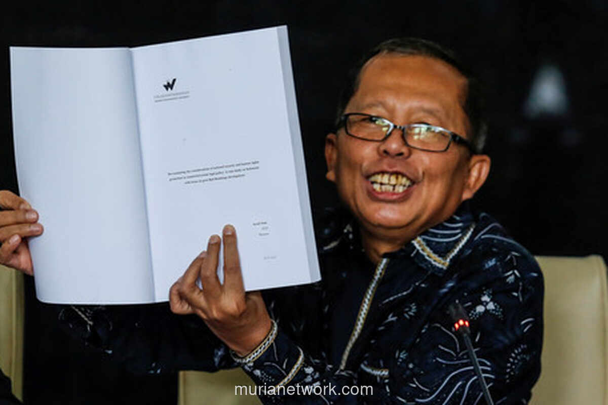 AMPK Laporkan 5 Anggota Komisi III DPR ke MKD Terkait Dugaan Ijazah Palsu Hakim MK