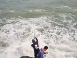 Korban Terseret Ombak di Pantai Cikeueus Sukabumi: 2 Pemancing Hilang, Operasi SAR Dikerahkan