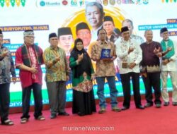Chairil Gibran Ramadhan Raih Uhamka Award 2025: Dedikasi 26 Tahun Lestarikan Budaya Betawi