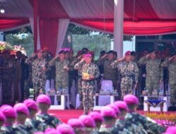Panglima TNI Jenderal Agus Subiyanto Dikukuhkan Jadi Warga Kehormatan Korps Marinir di HUT ke-80