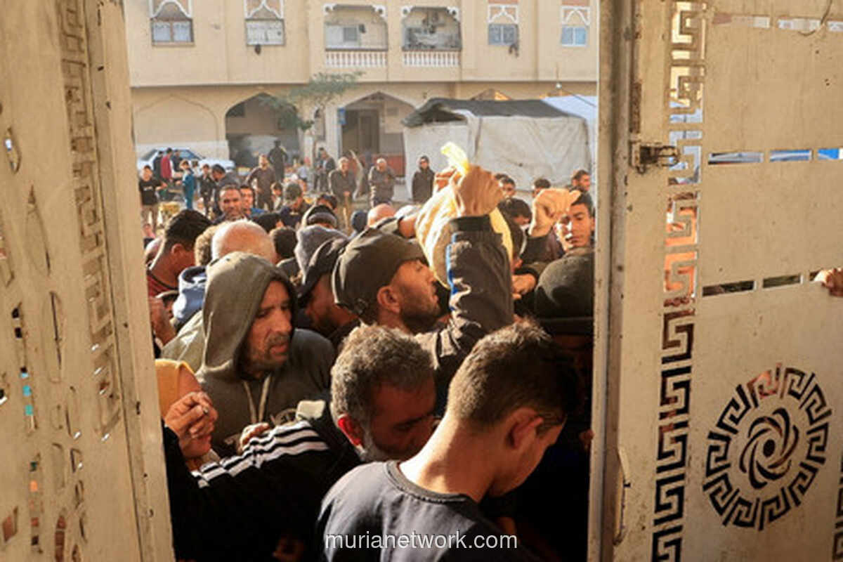 Krisis Pangan di Gaza: Warga Antre Berjam-jam Demi Sepotong Roti