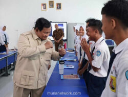 Program Digitalisasi Pendidikan Prabowo di Bekasi: Fokus Guru & Anti-Bullying