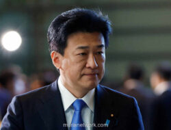 Ketegangan China-Jepang Memanas: Imbauan Keamanan, Dampak Film, & Upaya Redakan Situasi