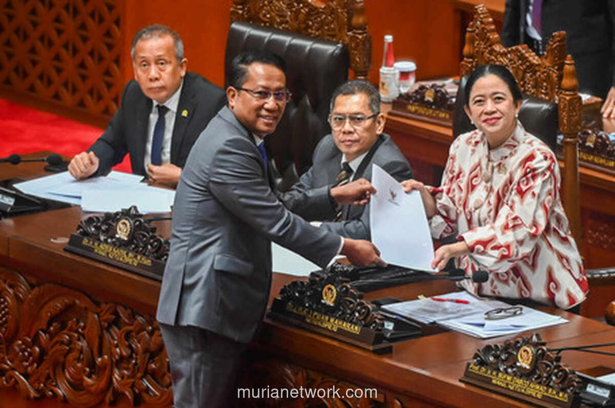 Respons Puan Maharani Soal Putusan MK Wajibkan Polri Pensiun untuk Tugas Luar Struktur