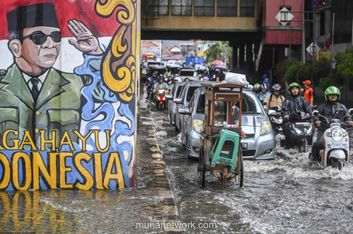Daftar Rute Transjakarta yang Berubah Hari Ini Akibat Banjir Jakarta