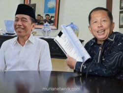 Beathor Suryadi Yakin Ijazah Jokowi Palsu, Bandingkan dengan Transparansi Arsul Sani