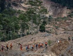 BNPB Evakuasi 18 Korban Longsor Cilacap, Pencarian 26 Warga di Banjarnegara Terhambat Pergerakan Tanah