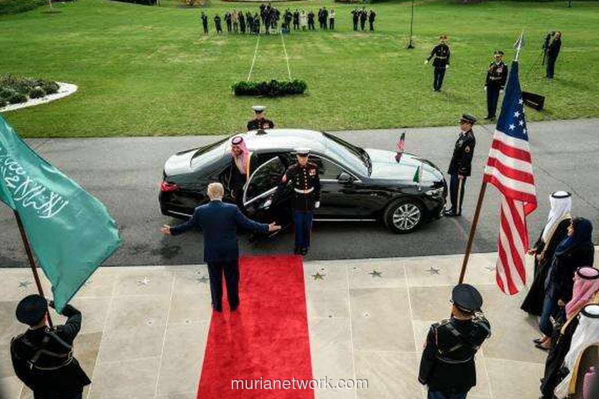 Arab Saudi Pacu Investasi ke AS Mencapai Ambang USD1 Triliun dalam Pertemuan Trump-MBS