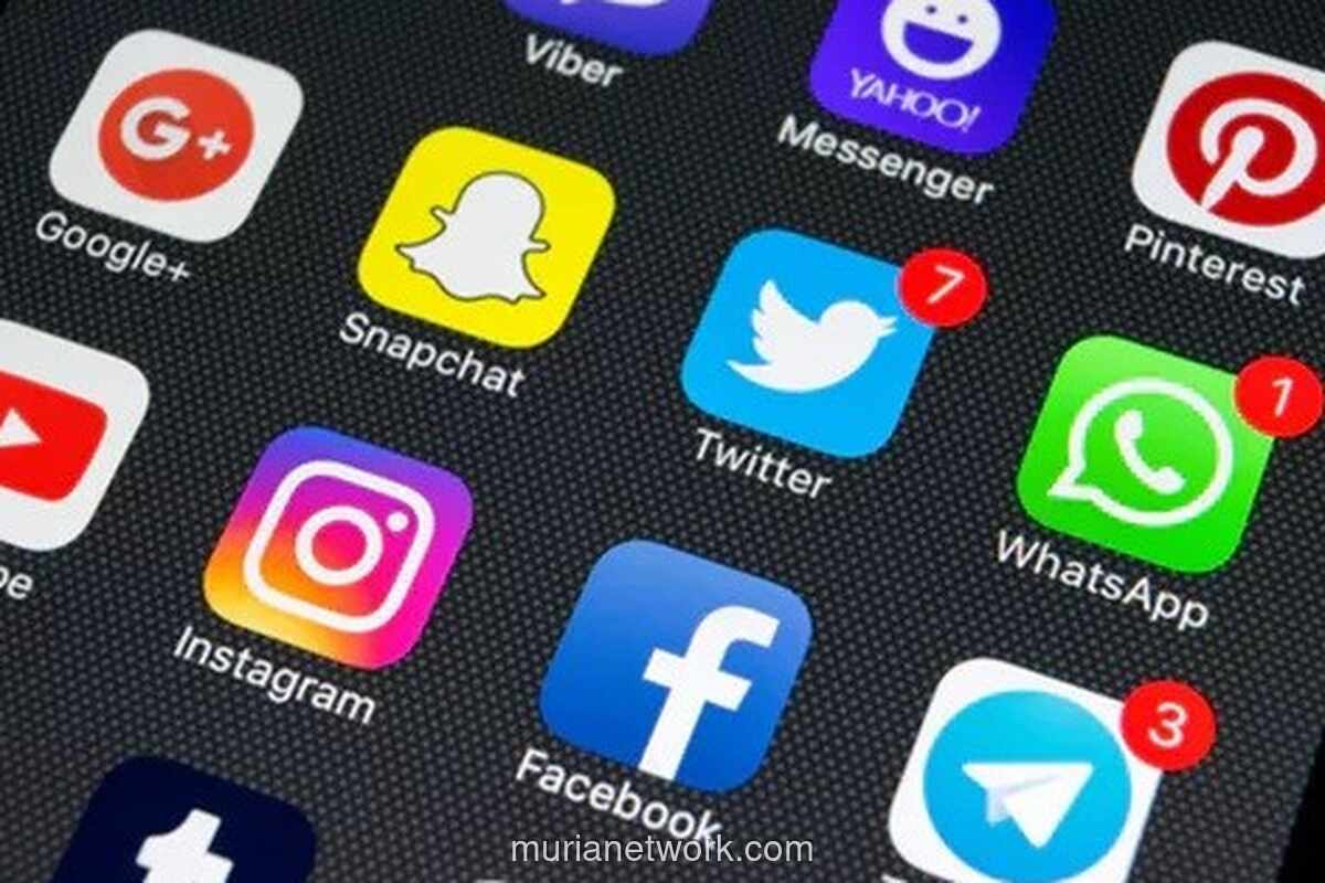 Malaysia Siap Cabut Akses Media Sosial bagi Remaja di Bawah 16 Tahun