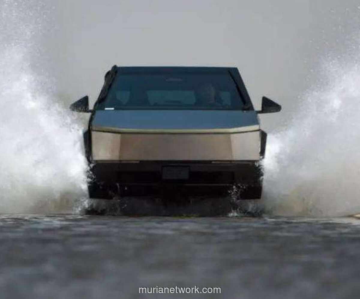 Gempuran Raksasa Lokal Bikin Penjualan Tesla Anjlok di China