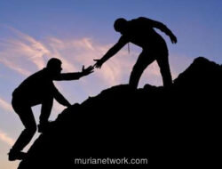 Mukmin Sejati: Menjadi Cermin Bagi Saudara Seiman di Tengah Arus Individualisme