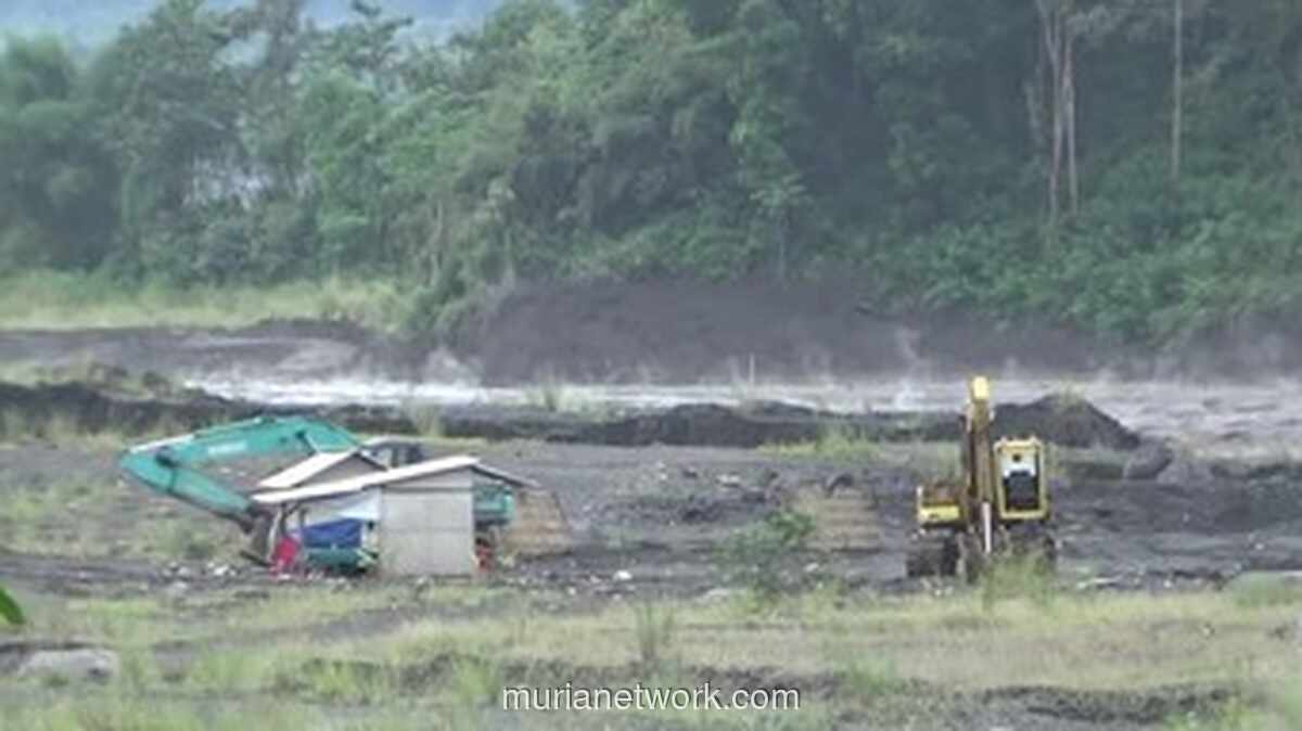 Lumajang Hentikan Sementara Tambang Pasir, Ancaman Lahar Dingin Semeru Masih Mengintai