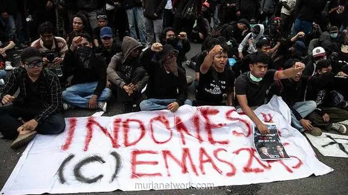 WhatsApp Ayah Dibobol, Teror Menyergap Mahasiswi Pengkritik Pemerintah