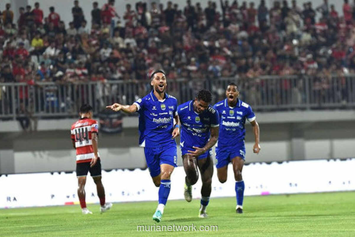 Persib Hancurkan Madura United 4-1 dalam Drama Gol Beruntun