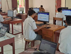 Guru di Ujung Talaud: Gaji Susut, Komputer Pinjam, Semangat Tak Pernah Luntur