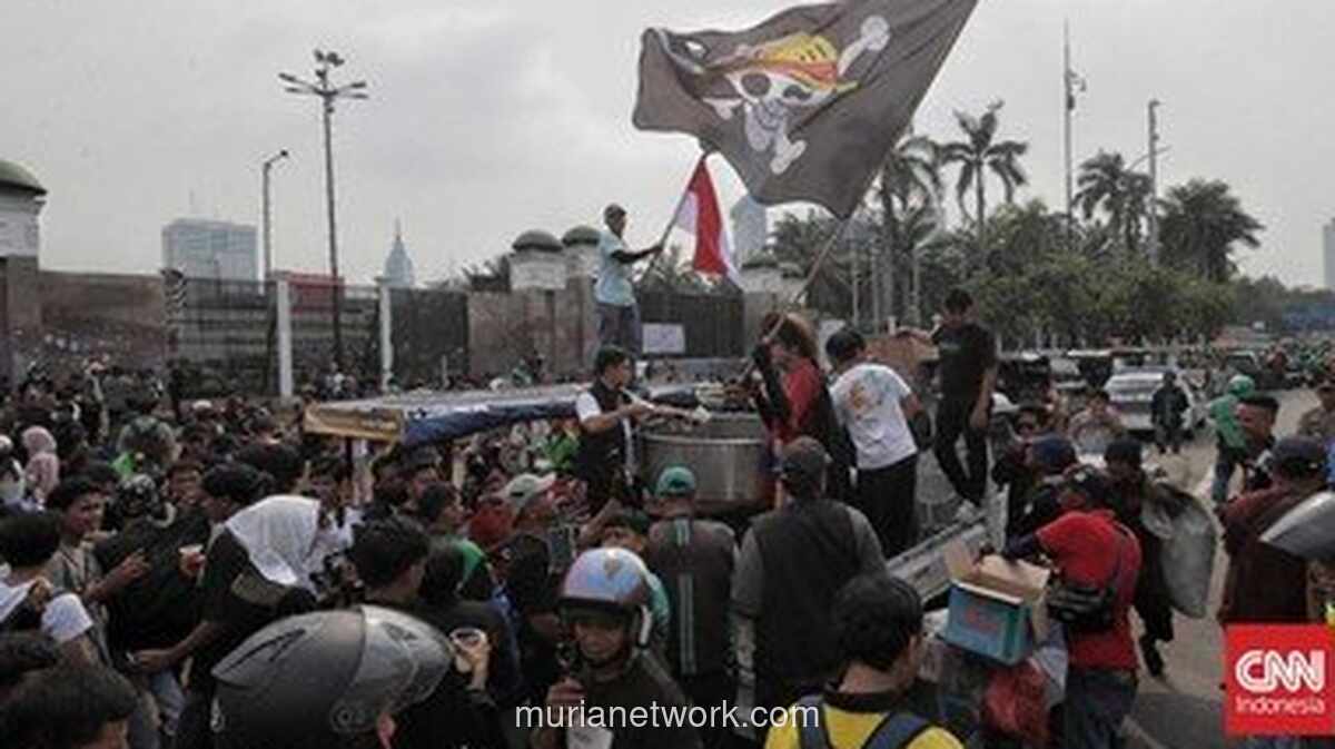 Mahasiswa Gugat MK, Minta Rakyat Bisa Copot Anggota DPR