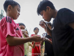 Gelembung Sabun dan Tawa: Potret Bahagia di Sela Hiruk-Pikuk Ibu Kota